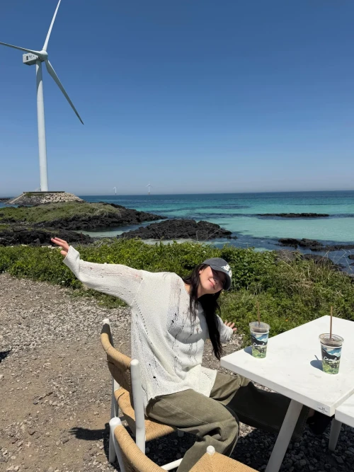 260524-jisoo-ig-update-v0-91d1au0sm33h1.webp