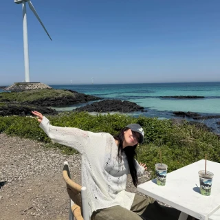 260524-jisoo-ig-update-v0-91d1au0sm33h1