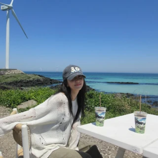 260524-jisoo-ig-update-v0-cg62p2asm33h1