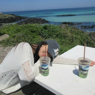 260524-jisoo-ig-update-v0-t69jr4trm33h1