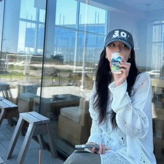 260524-jisoo-ig-update-v0-u23jw9nsm33h1
