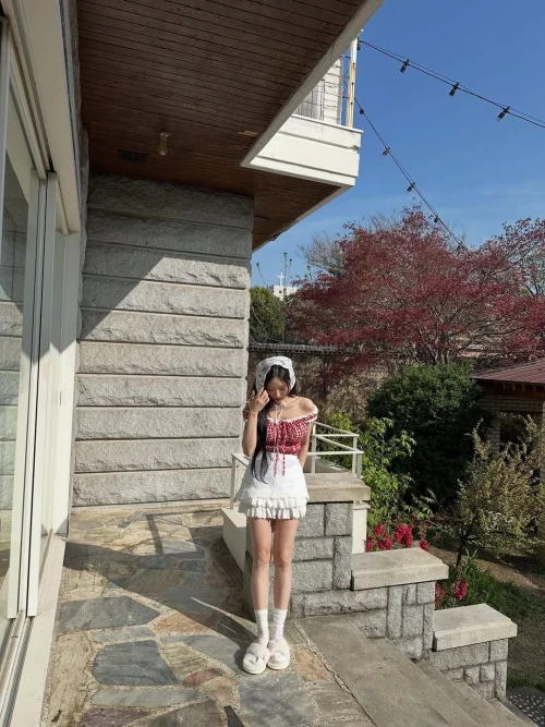 260524-jiwon-instagram-update-v0-1y71u3htz13h1.webp