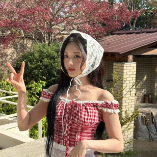 260524-jiwon-instagram-update-v0-9dqtm5htz13h1