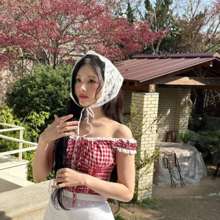 260524-jiwon-instagram-update-v0-ksuqv3htz13h1