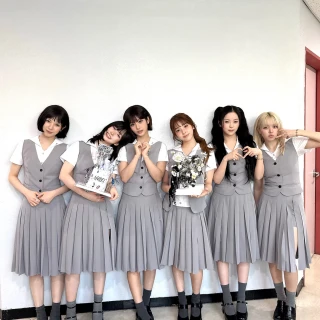 260524-nmixx-twitter-update-sbs-inkigayo-v0-fyly88c0r13h1