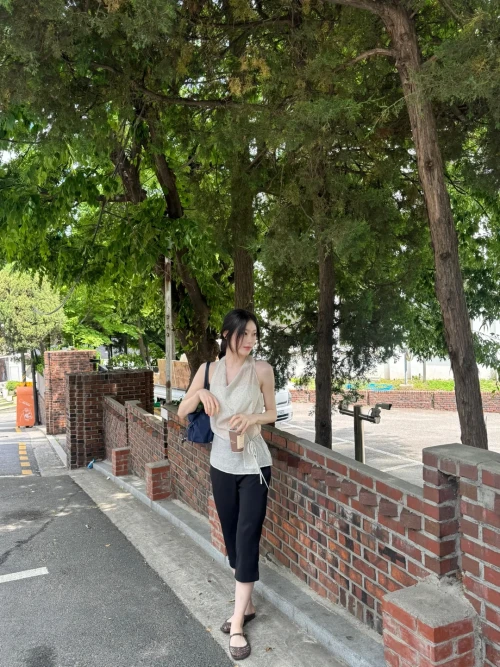 260525-chaeryeong-instagram-update-v0-w35zivf8g83h1.webp