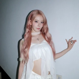 260525-miyawaki-sakura-instagram-update-v0-evy15daqe83h1