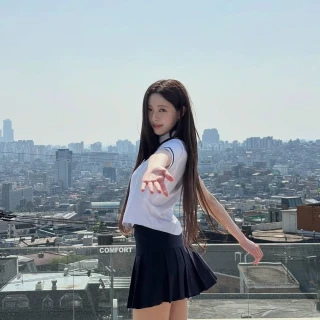 260525-yuna-instagram-update-v0-rye9xahv673h1