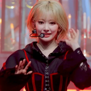 260430-mcountdown-celebration-sakura-fancam-v0-9dm9x73tvb3h1