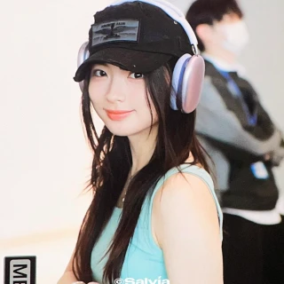 260522-kya-airport-departure-for-taipei-channel-b-baseball-v0-cfpbl9uump2h1