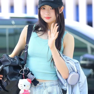 260522-kya-airport-departure-for-taipei-channel-b-baseball-v0-pt9ns9uump2h1