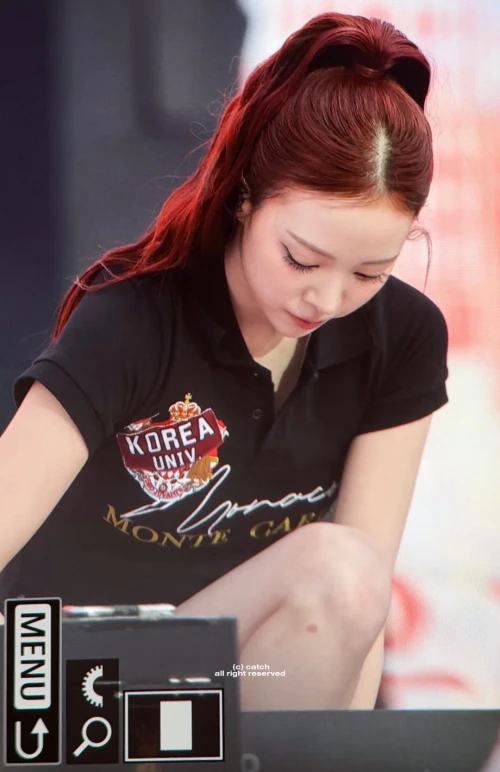 260522-narin-meovv-2026-korea-university-ipselenti-festival-v0-bsij2kz2ls2h1.webp