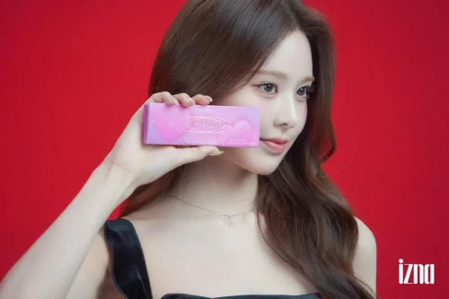 260524-izna-bang-jeemin-a-eye-advertisement-shoot-special-v0-ccu8ewn4ba3h1.webp
