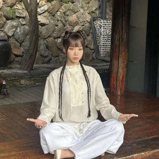 260524-kim-chaewon-instagram-update-v0-6xe4nqtbp03h1