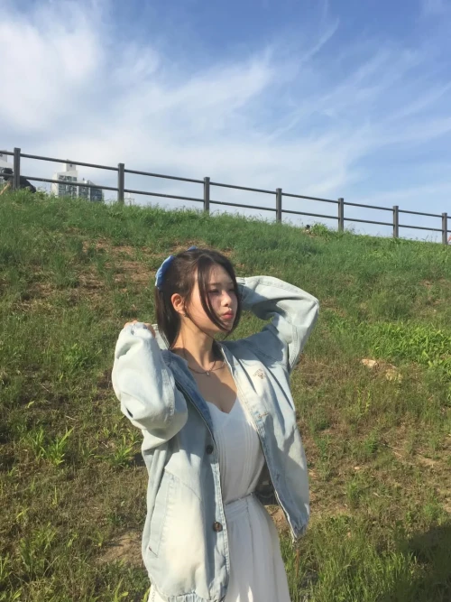 260524-swan-instagram-update-v0-7pqft0x5123h1.webp