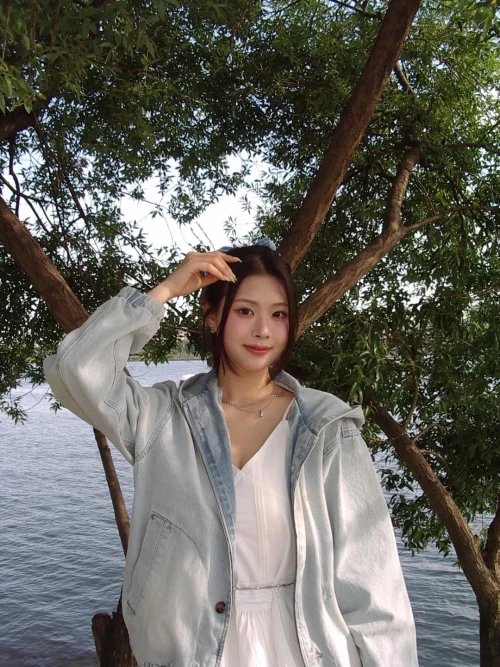 260524-swan-instagram-update-v0-c2i5kp66123h1.webp