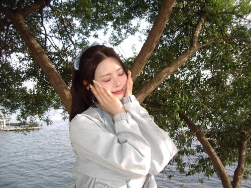 260524-swan-instagram-update-v0-cbj2tb86123h1.webp