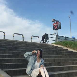 260524-swan-instagram-update-v0-emtt9956123h1