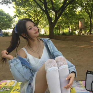 260524-swan-instagram-update-v0-kwr0okn5123h1
