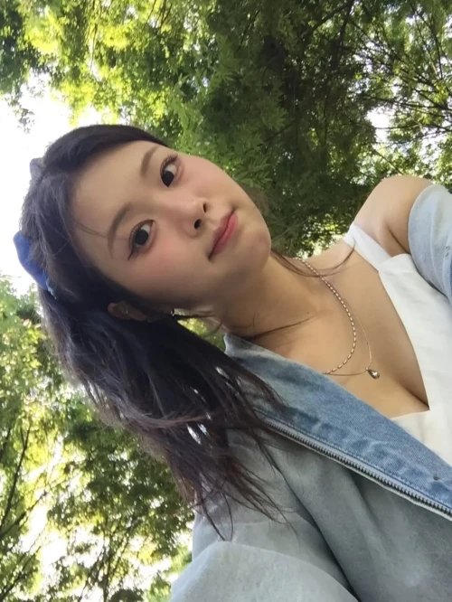 260524-swan-instagram-update-v0-znkm1it5123h1.webp
