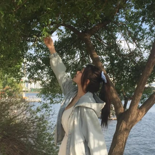 260524-swan-instagram-update-v0-zyns36h6123h1