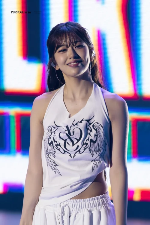 260524-yujin-ive-world-tour-show-what-i-am-in-macao-day-2-v0-bqsxtcenqa3h1.webp