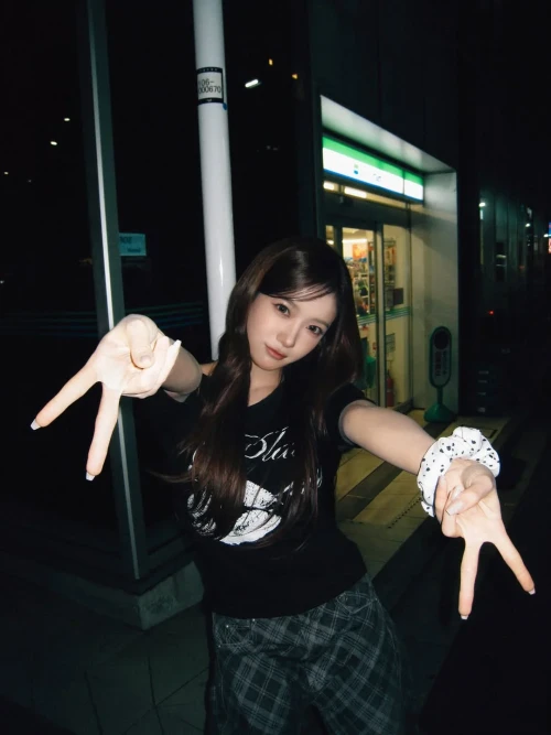 260525-baby-dont-cry-instagram-update-v0-pooj3actxa3h1.webp