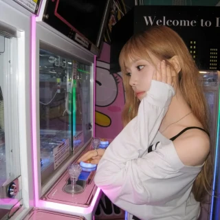 260525-baby-dont-cry-instagram-update-v0-wvrphontxa3h1
