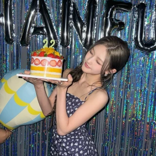 260525-haneuls-birthday-pics-from-instagram-and-twitter-v0-urkx5pmrqb3h1