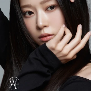260525-kim-minju-instagram-update-v0-ljzkrohqq83h1