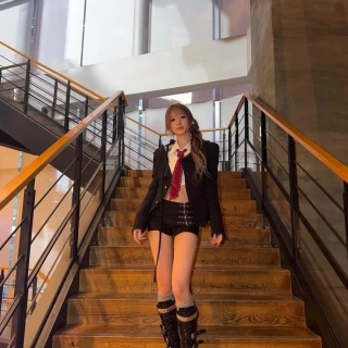 260525-miu-instagram-update-v0-ewyhtp5rga3h1