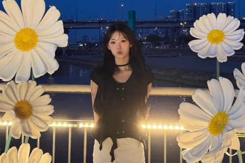 260525-rescene-instagram-update-with-liv-the-han-river-is-v0-8qy491oozb3h1.webp