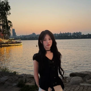 260525-rescene-instagram-update-with-liv-the-han-river-is-v0-ybc1cxiozb3h1