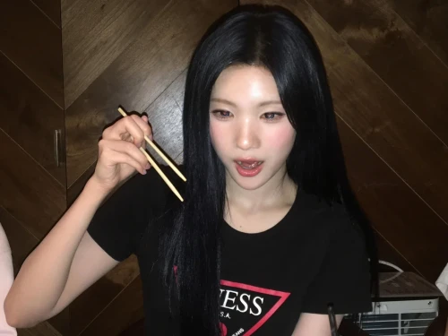 260526-juun-weverse-update-v0-cqpolpzs3g3h1.webp