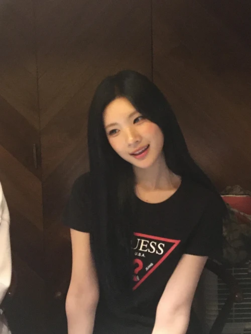 260526-juun-weverse-update-v0-ol5eazzs3g3h1.webp