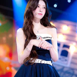 260524-yuna-sbs-inkigayo-v0-06xuc53n6h3h1