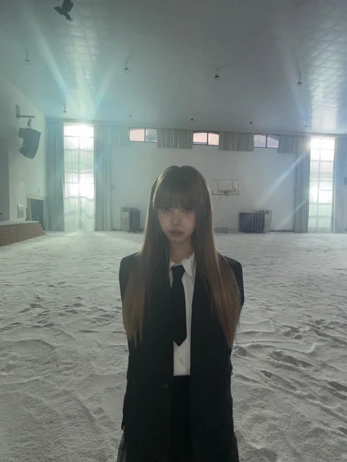 260526-mia-weverse-update-v0-qjed0uv3gi3h1.webp