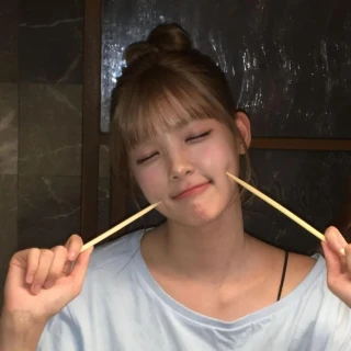 260526-yuha-weverse-update-v0-uphzsonf3i3h1