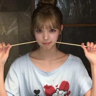 260526-yuha-weverse-update-v0-y7xdspnf3i3h1