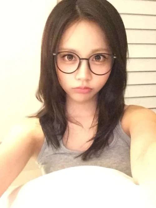 260527-carmen-weverse-update-v0-orwrkeqnci3h1.webp