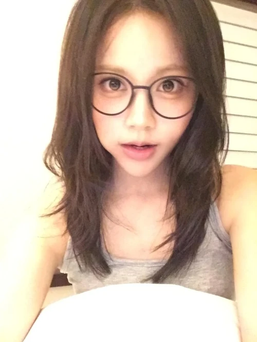 260527-carmen-weverse-update-v0-zjnkneqnci3h1.webp