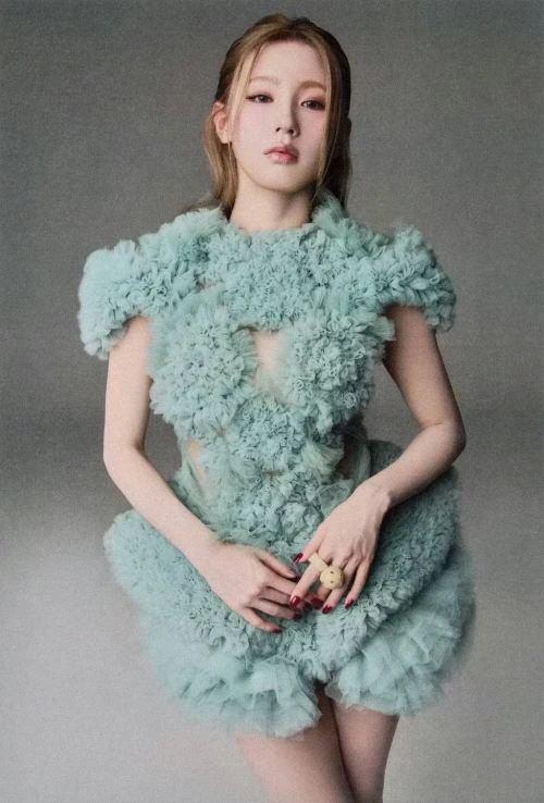 i dle for paper magazine feature v0 4olbba241l3h1