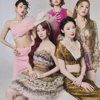 i-dle-for-paper-magazine-feature-v0-zj2k6gz31l3h1