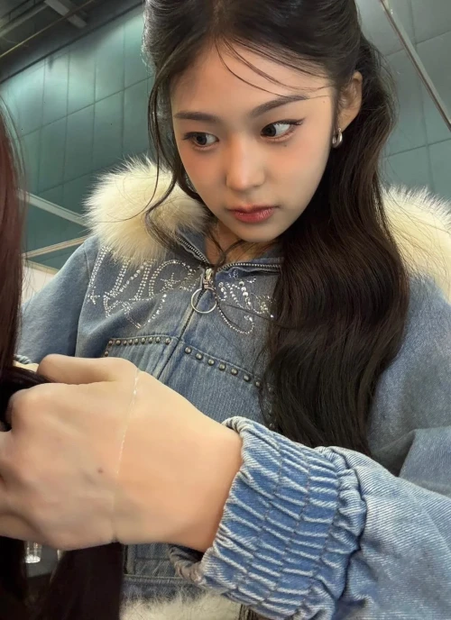 260527-beni-weverse-update-v0-2k1gdk37op3h1.webp