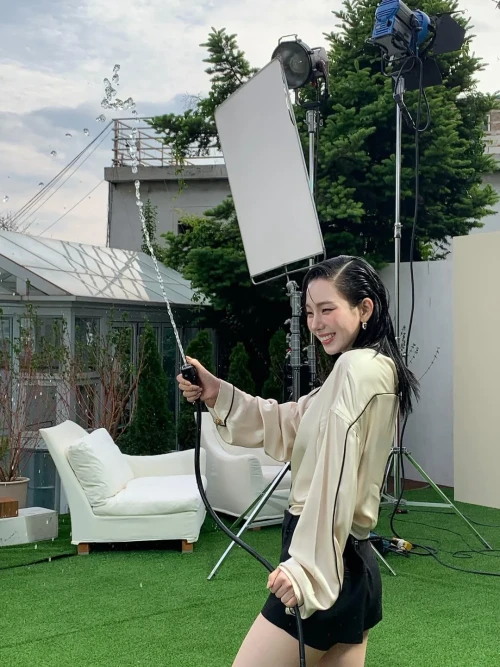 260527 karina instagram update pt 2 full of things i love v0 0r7ohnumun3h1