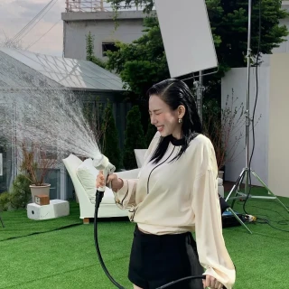 260527-karina-instagram-update-pt-2-full-of-things-i-love-v0-lwedarumun3h1