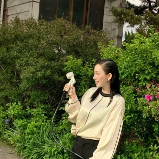 260527-karina-instagram-update-pt-2-full-of-things-i-love-v0-tiqhe1vmun3h1