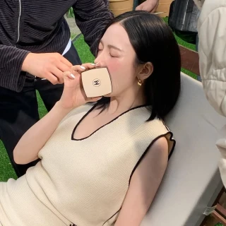 260527-karina-instagram-update-pt-2-full-of-things-i-love-v0-vvyng1vmun3h1