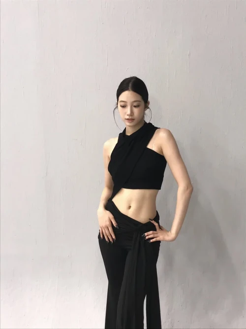 260527-kazuha-instagram-update-v0-fcqlnsj7ho3h1.webp