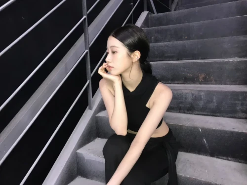 260527-kazuha-instagram-update-v0-na21wr08ho3h1.webp